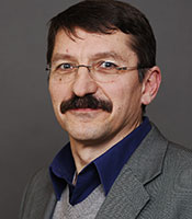 Dr. Cristian Suteanu